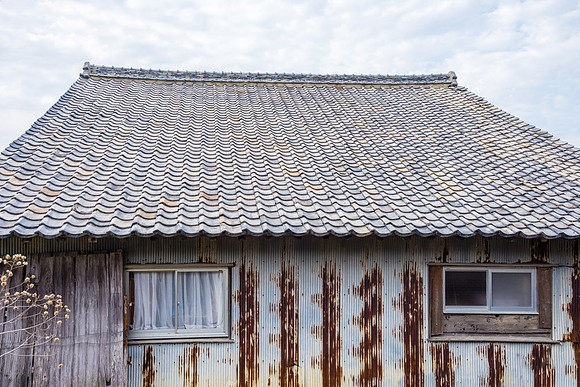 Tin Frontage