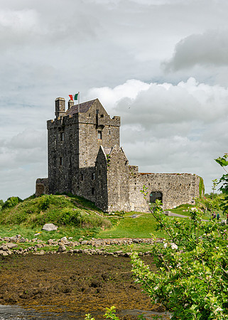furst_220518_096_LR_Donguaire Castle.jpg