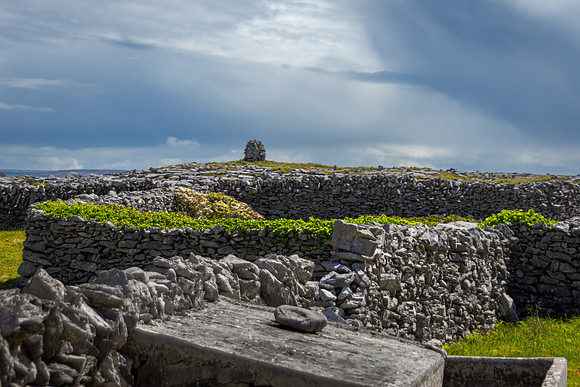 furst_220523_350-Edit-2_LR_Walls of Piled Stone.jpg